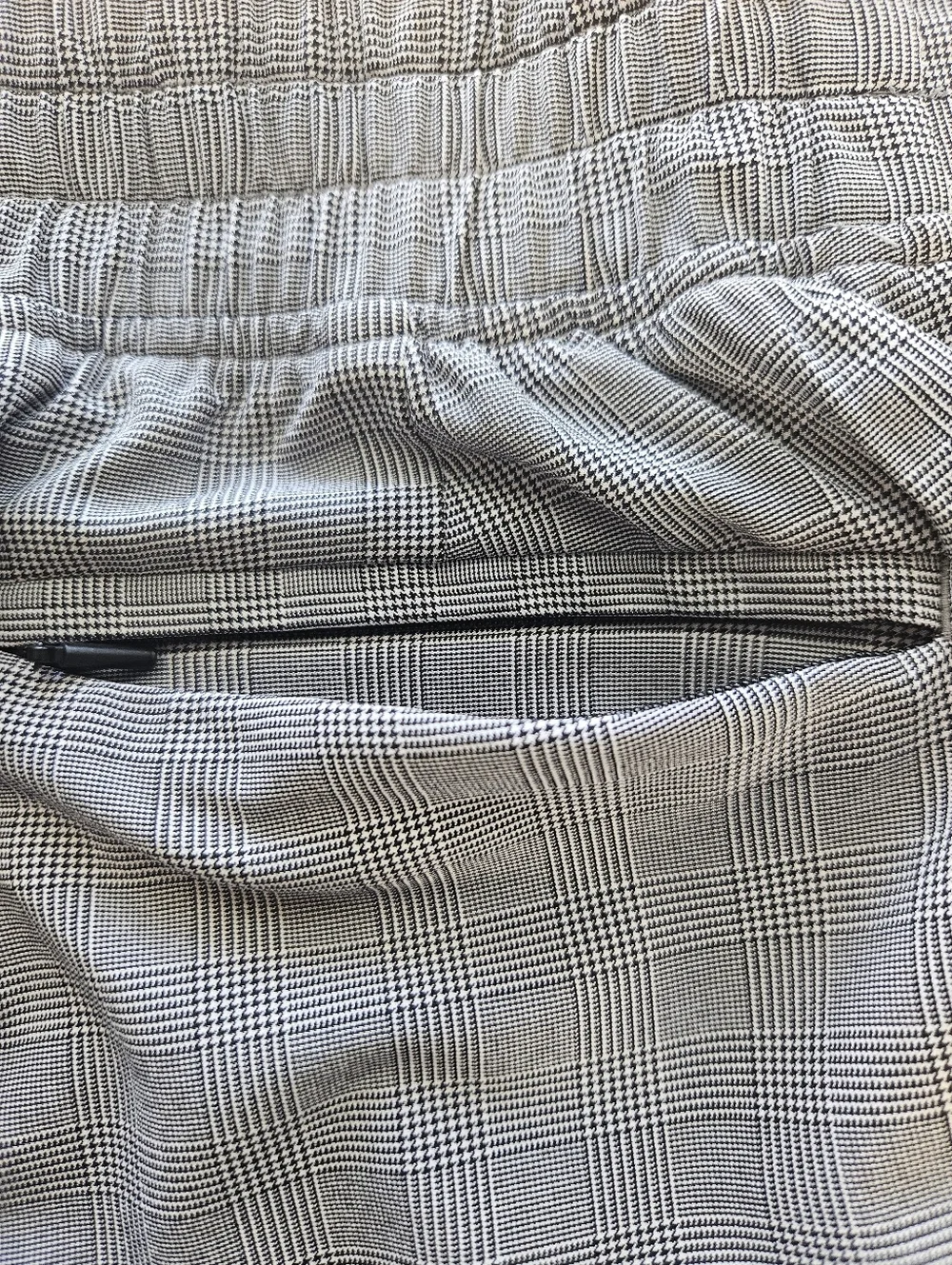 ATHLETA Brooklyn Glen Plaid Pull On Pant Sz 10T Gray Black Travel Athleisure - Picture 10 of 16